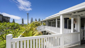 Six Pippis - The Classic Beach House